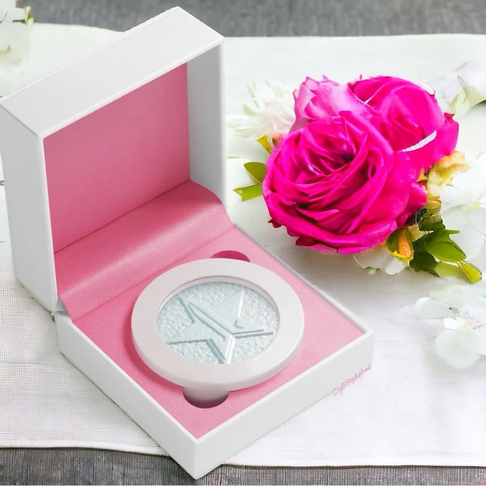 Jeffree Star Gag Me Extreme Frost Highlighter - Picture 3 of 4